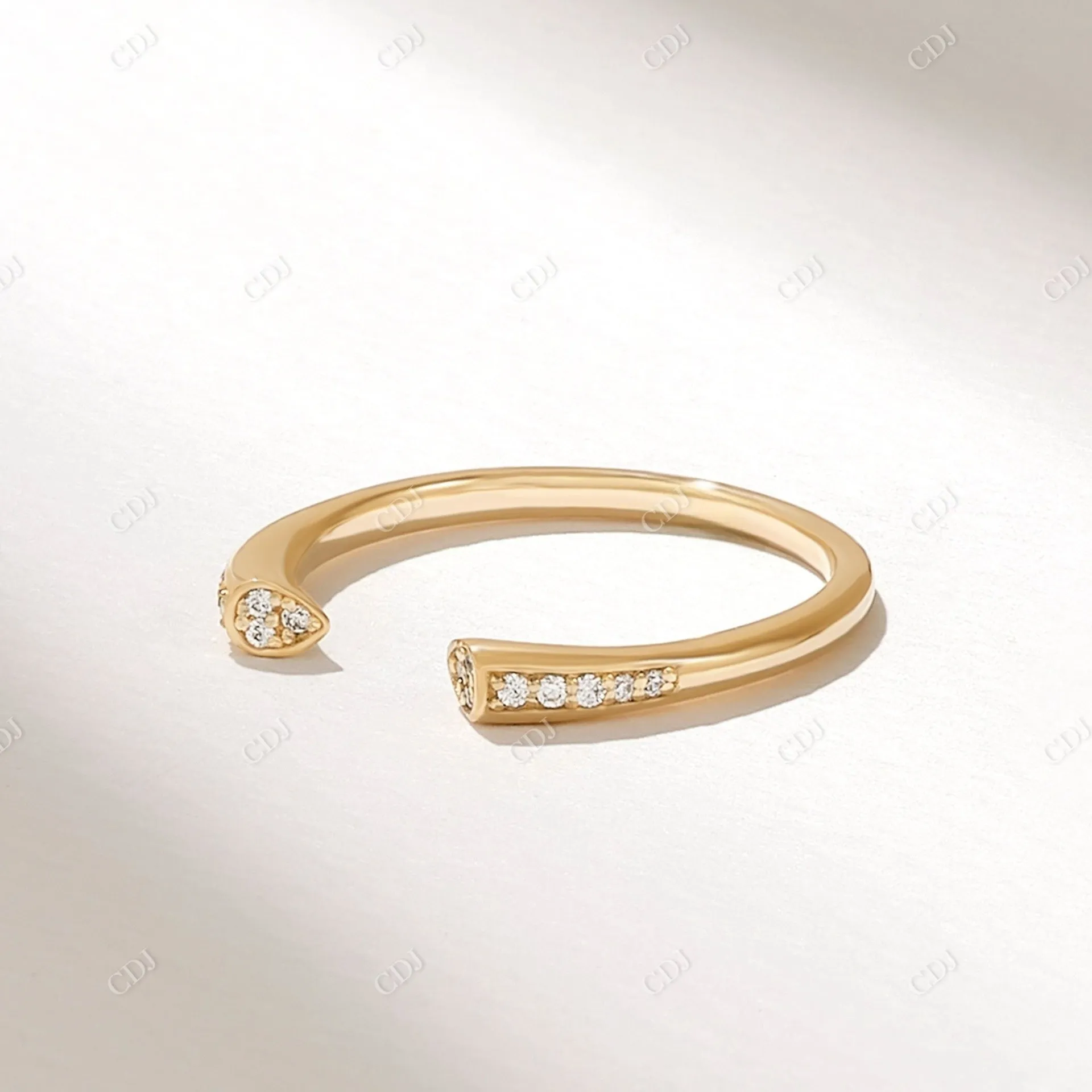 0.07CTW Round Cut CVD Diamond open Cuff Band