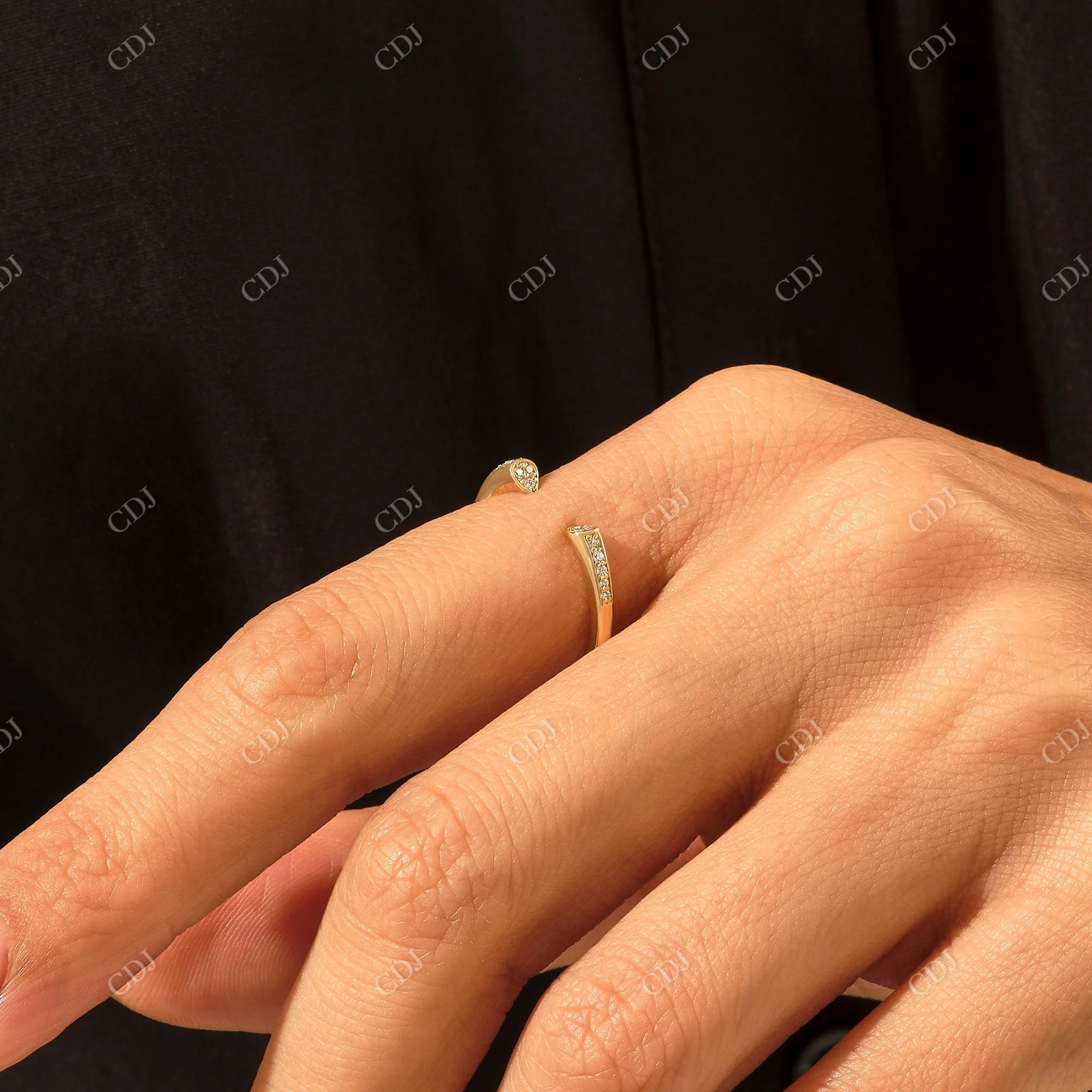 0.07CTW Round Cut CVD Diamond open Cuff Band