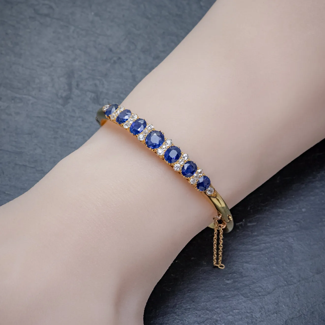 Antique Victorian Sapphire Diamond Bangle 18Ct Gold 5.46Ct Of Natural Sapphire With Cert