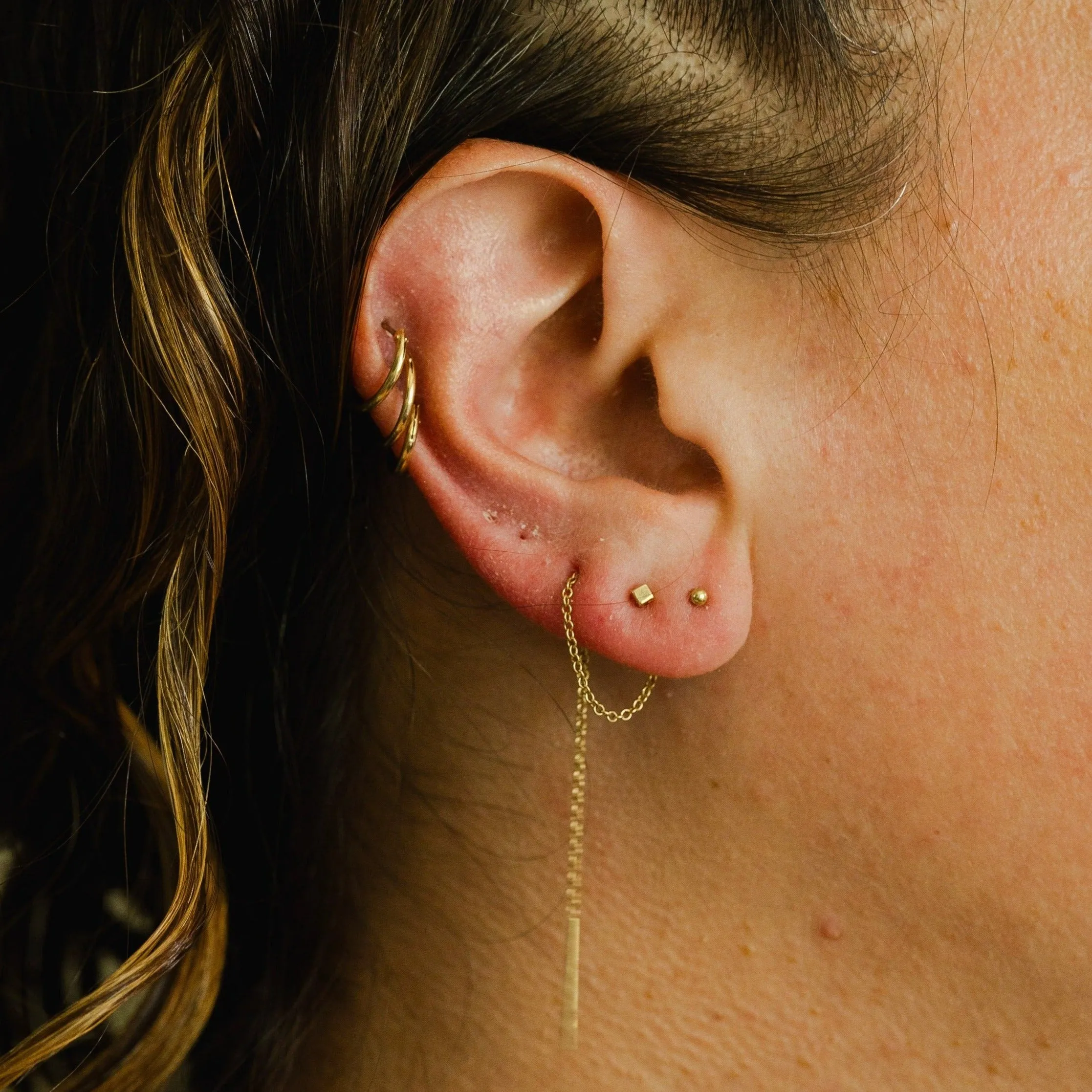Ball Threader Earrings in 14 Karat Yellow Gold