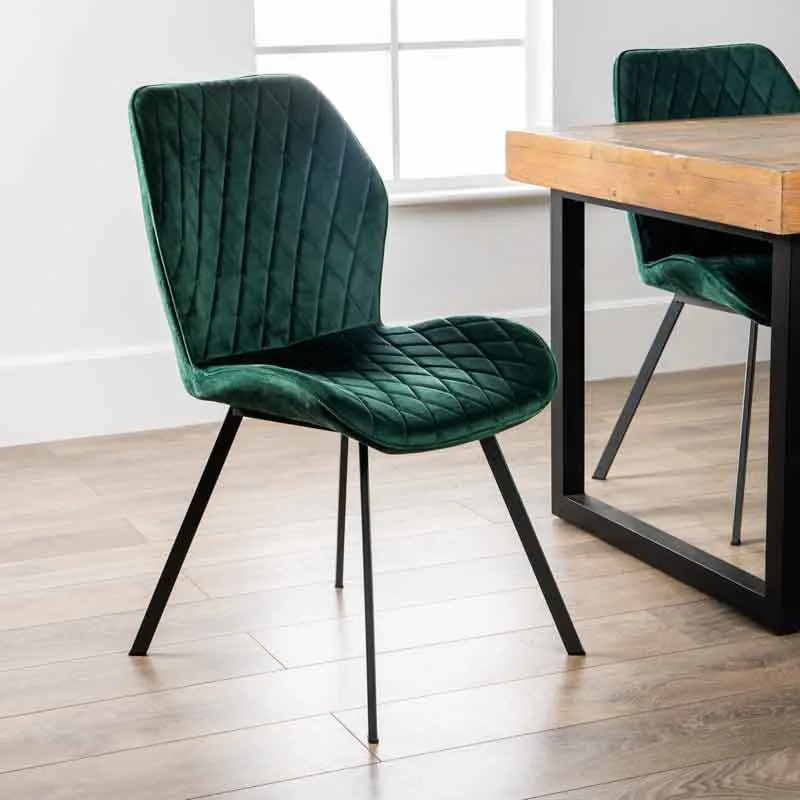 Lincoln Extending Table with 6 Vancouver Emerald Chairs
