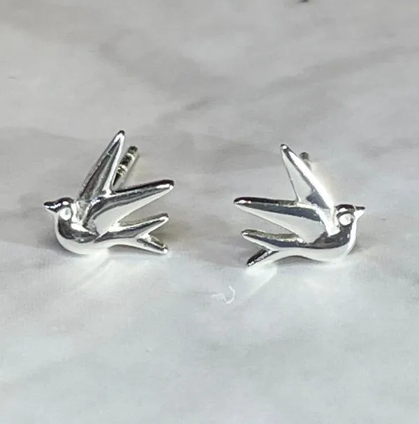 Silver Swallow Stud Earrings (KM79)