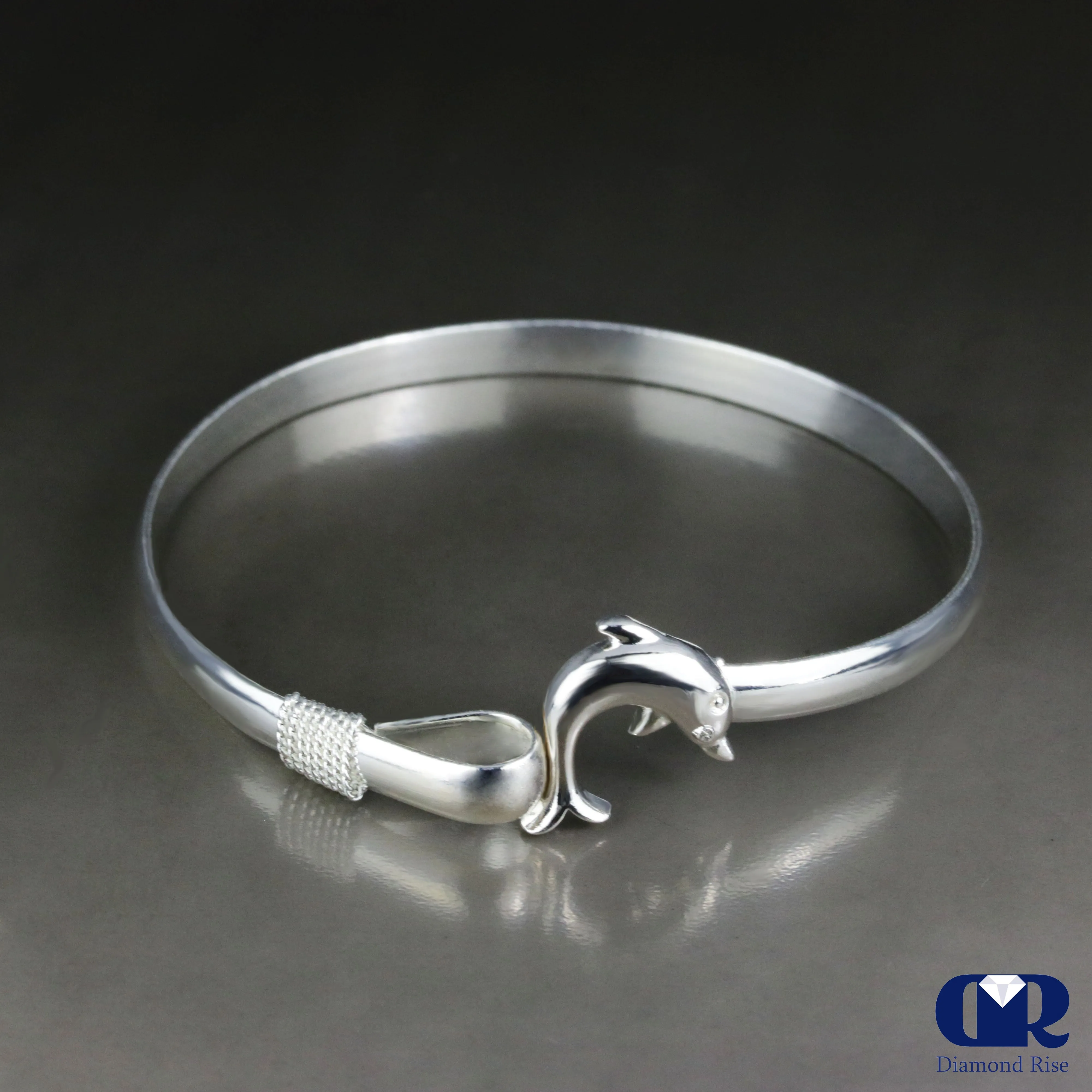 Solid 10K Gold Adjustable Dolphin Design Bangle Bracelet